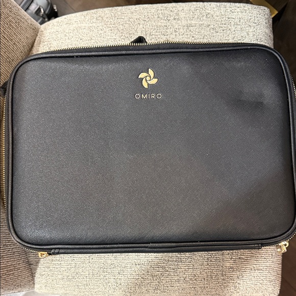 omiro Handbags - Black Vegan Leather Make up Caddy with rechargeable mirror.